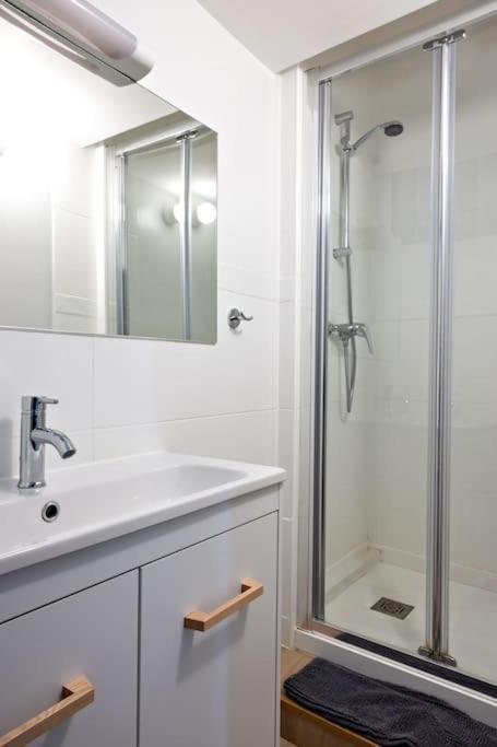 Le Petit Tyard Apartment Chalon-sur-Saone Luaran gambar
